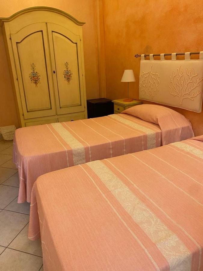 פאלאו B&B Le Farfalle מראה חיצוני תמונה